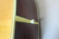 Yamaki Y-40D / Hand Craft Series・Solid Spruce Top・Solid Mahogany Side and Back・Original Peg・Triangle Wood Inlay・Rosewood Fingerboard and Bridge・Tortoise Color Pick guard【With Hard Case】1970年代製　_15