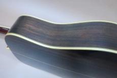 Yamaki Y-70D / Hand Craft Series・Solid Spruce Top・Solid Rosewood Side and Back・Original Peg・Triangle wood Position・Maple Binding・Rectangular Bridge・Under finish Wood Pick Guard【With Hard Case】1977年頃製_4