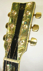 YAMAHA L-53 Custom / Original Gold TM50G peg・Bias Abalone Trim and Rosette・Solid Ezo Spruce Top・Solid Jacaranda Side・Jacaranda Ebony Jacaranda Back　【With Original Custom Hard Case】  1977年製_3