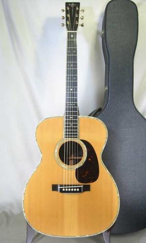 Cat's Eyes CE-2500T / Flagship Model・Torch  Inlay・000-45 Type Solid Abalone Trim and Rosette・Solid Ezo Spruce top・Solid Jacaranda Side and Back【With Original Hard Case】1980年製