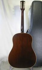 Gibson J-50 / Pick-guard Logo・Jacaranda Fingerboard & Upper Belly Bridge・Adjustable Saddle・Spruce Top・Mahogany Side and Back・Neck Width at Nut 40mm【With  Hard Case】1968年製_4
