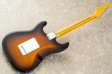 Fender American Vintage II 1957 Stratocaster -2-Color Sunburst-【3.49kg】【ギグバッグプレゼント】_7