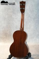 Martin Style-1M Concert (1944-59)_3