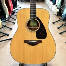 YAMAHA FG820