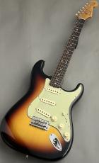 Fender Custom Shop Custom Built 1963 Stratocaster Journeyman Relic 3-Tone Sunburst #CZ574470 ≒3.53kg_3