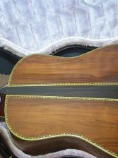 YAMAHA L-53 Custom / Head Inlay・ Bias Solid Abalone Trim Body top and back and Rosette・Solid Ezo Spruce Top・Solid Jacaranda Side and Back :Center Ebony 3-Piece 　【With Original Hard Case】 1979年製_9