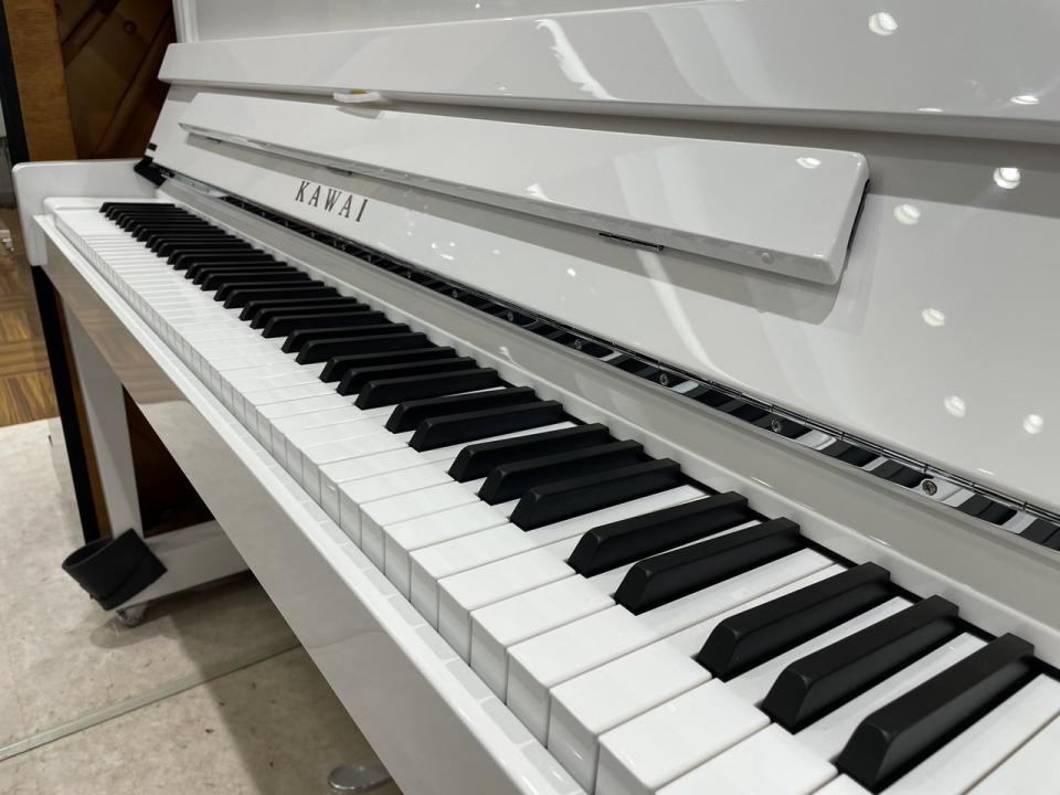 KAWAI K-114SX WHP【新品818,000円(税込)の所、展示品限定で