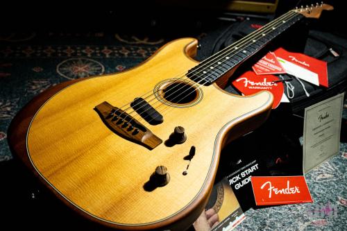 Fender American Acoustasonic Stratocaster / 2020