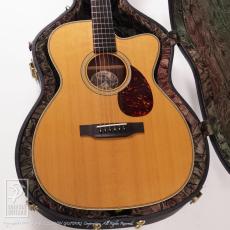 Collings OM-2H Cutaway_10