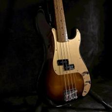 Fender Japan PB57 2tone Gシリアル MOD 【4.04kg】_9