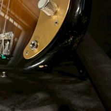 Fender Japan PB57 2tone Gシリアル MOD 【4.04kg】_10