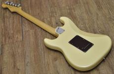 Fender American Elite Stratocaster_3