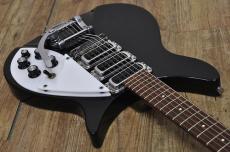 Rickenbacker 320_8