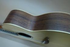 Lowden S-35 / S-Series Body・Solid Adirondack Spruce Top・Solid Indian Rosewood Side and Back・Mahogany and Rosewood Walnut 5P Neck・ Ebony Fingerboard・Rosewood Bridge・Scale Length 630mm【With Original Hard Case】_4