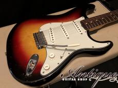 Fender Stratocaster 1963年製 Vivid Sunburst 3.34kg w/ White Tolex Case & Accessories “Full-Original”_4