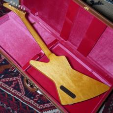 Gibson 1958 Korina Explorer Reissue VOS Black Pickguard Natural_4