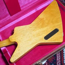 Gibson 1958 Korina Explorer Reissue VOS Black Pickguard Natural_5