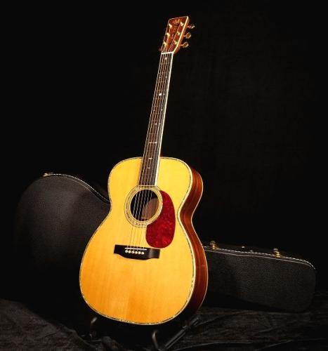 Martin 000-45 CUSTOM【1984年製カスタムモデル 探しても出て来ない大変貴重な80年代モデルです!】解説試奏動画ご覧下さいませ。
