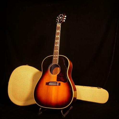 Gibson Southern Jumbo【1956年製 満70歳(古希)を迎えたヴィンテージサザンジャンボ! 豪快で枯れ枯れのサウンドを楽しんでいただけます! 】先ずは解説試奏動画をご覧ください。