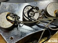 Fender 1976 Jazz Bass_8