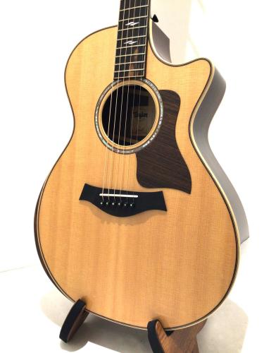 Taylor 812ce