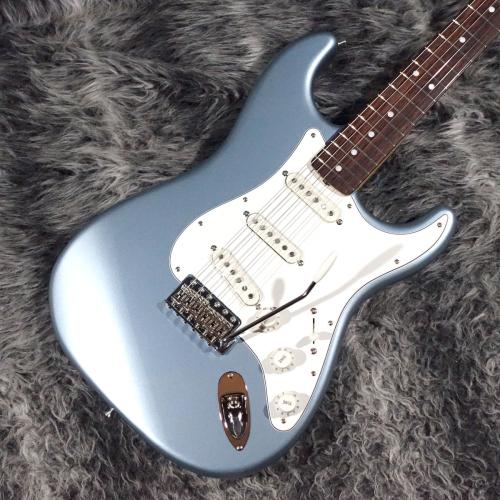 Fender FSR Collection Traditional Late 60s Stratocaster Ice Blue Metallic