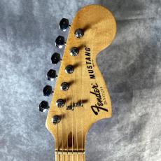 Fender MUSTANG_2