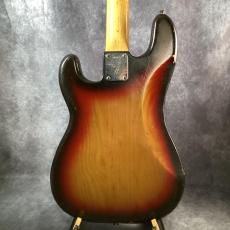 Fender 1976 Precision Bass_8