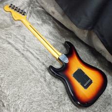 Fender Vintera II '70s Stratocaster MN 3-Color Sunburst_3