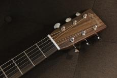Martin OOO-28 Standard_5
