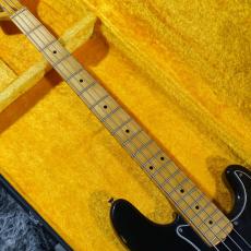 Fender 1976 Precision Bass Black_4