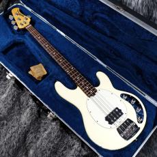 MUSIC MAN StingRay 3EQ White_2