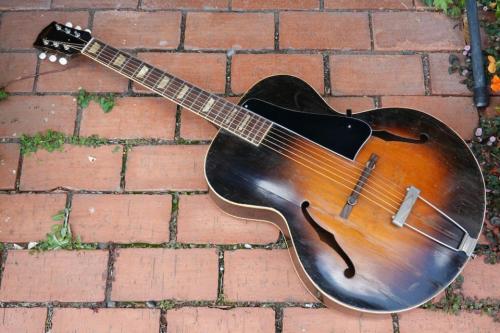Gibson L-50