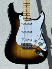 Fender Custom Shop Limited Edition 70th Anniversary 1954 Stratocaster DLX Closet Classic Wide-Fade 2-Color Sunburst