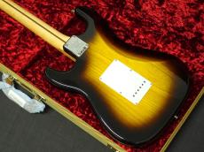 Fender Custom Shop Limited Edition 70th Anniversary 1954 Stratocaster DLX Closet Classic Wide-Fade 2-Color Sunburst_5