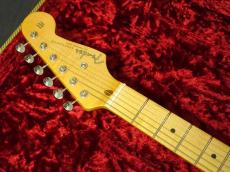 Fender Custom Shop Limited Edition 70th Anniversary 1954 Stratocaster DLX Closet Classic Wide-Fade 2-Color Sunburst_8