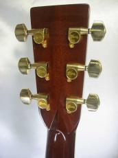 Martin D-45 Standard / Vertical Logo・Top and Side and Back Abalone Trim・Abalone Rosette・Ebony Fingerboard and Bridge・Solid Spruce Top・Solid Rosewood Side and Back 【With Original Hard Case】   2007年製_5