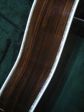 Martin D-45 Standard / Vertical Logo・Top and Side and Back Abalone Trim・Abalone Rosette・Ebony Fingerboard and Bridge・Solid Spruce Top・Solid Rosewood Side and Back 【With Original Hard Case】   2007年製_12
