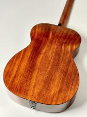 Martin 【2025NAMMモデル初入荷!】000E Retro Plus Mahogany #2998551【送料当社負担・分割無金利】_5