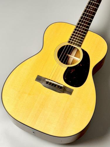 Martin 【取り回し抜群!】00-18 Standard #2973888【送料当社負担・最大48回分割無金利】