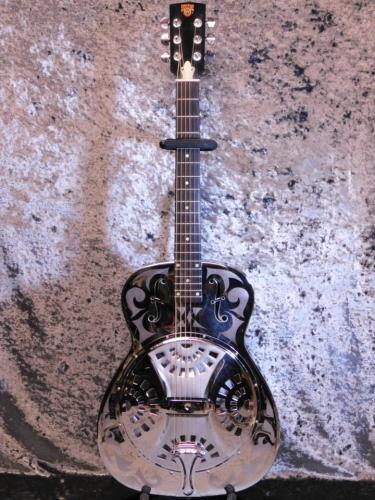 Dobro Model 33 D '79