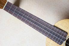 Martin 【ハワイアンコア単板・コンサートサイズ】 C1K Uke #39519【Martinチューナー&クロス付き】_5