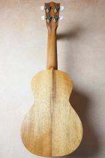 Martin 【ハワイアンコア単板・コンサートサイズ】 C1K Uke #39519【Martinチューナー&クロス付き】_10