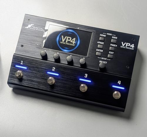 Fractal Audio Systems VP4 -Virtual Pedalboard Processor 