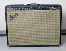 Fender 1967年製 Fender Twin Reverb -Black Panel-