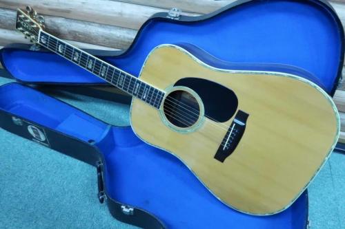Yamaki F-1100 / Vertical Logo ・Abalone Head Trim・Jacaranda Head Plate・Solid Abalone Trim & Rosette・Hexagons Inlay・Solid Ezo Spruce Top・Solid Jacaranda Side and Back【With Hard Case】1970年代製