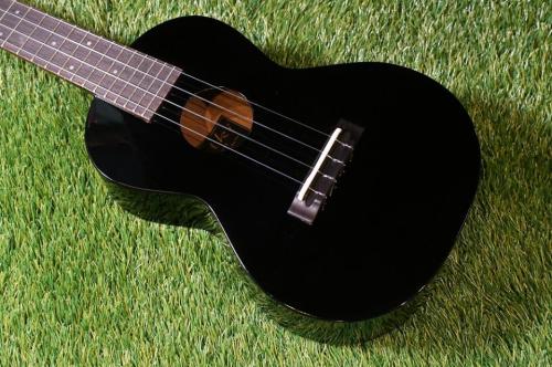 tkitki ukulele ECO-C BLK Concert【S/N 1693】