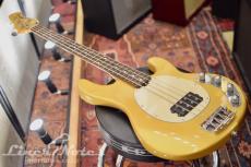 MUSIC MAN 2008 StingRay 4 (Medallion Gold)_3