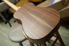 Martin LXK2 マイク搭載! コア柄 リトルマーチン 【 アンプに繋げる ミニマーチンギター KOA柄 】_6