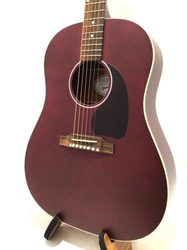 Gibson J-45 Special Satin Wine Red